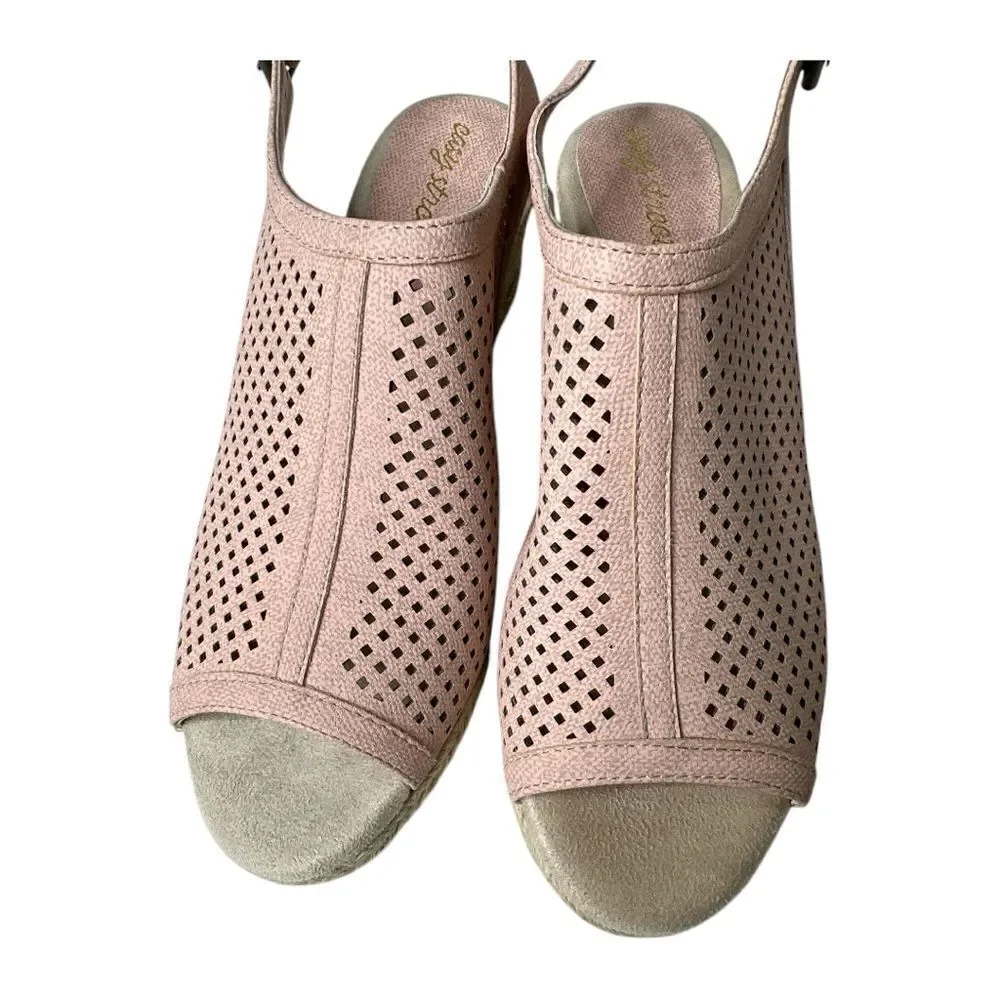 Easy‎ Street Comfortable Pink Peep-Toe Laser Cut Sandals Wedge Espadrille Sz 8